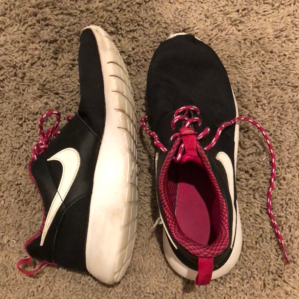Girls Nike roshe